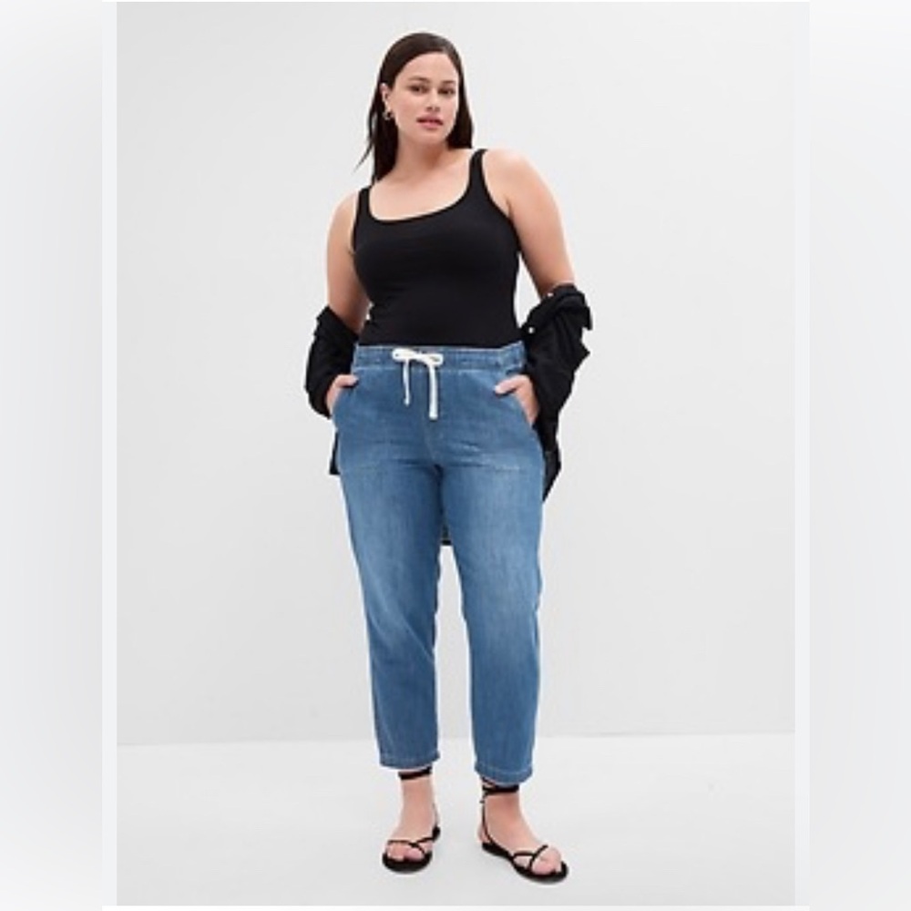 GAP Mid Rise Jeans Pants